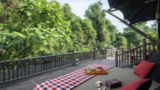 capella ubud river tent