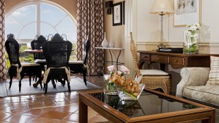 Suite Salon