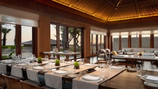 The Retreat Dining area 8545 A4