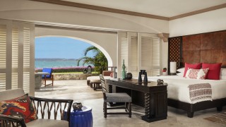 333480768OO Palmilla Accommodation JuniorSuite1416 OceanFront Bed 4108 MASTER